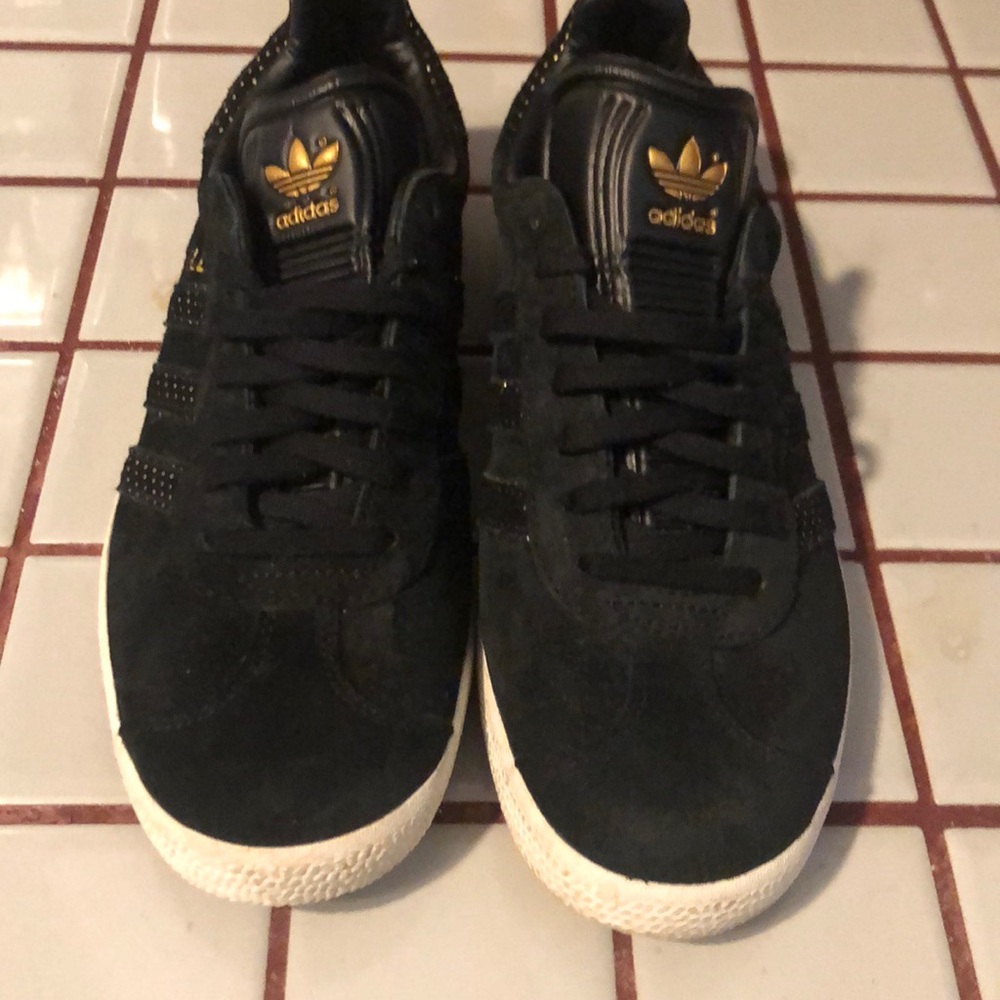 Adidas Sweet footwear
